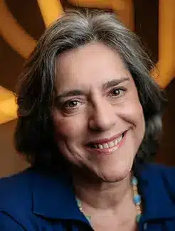 Carla Tieppo, neurocientista, em retrato para entrevistas e reportagens